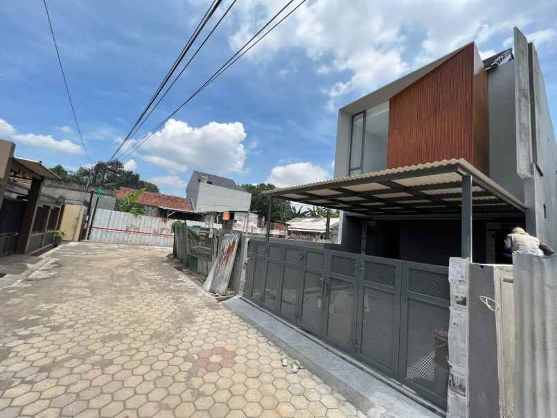 dijual rumah kodau