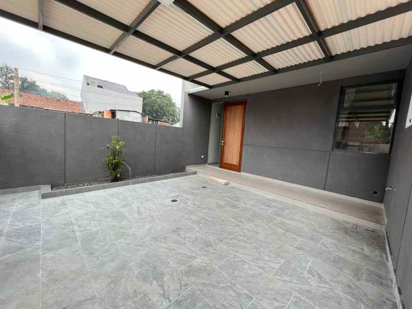 dijual rumah kodau