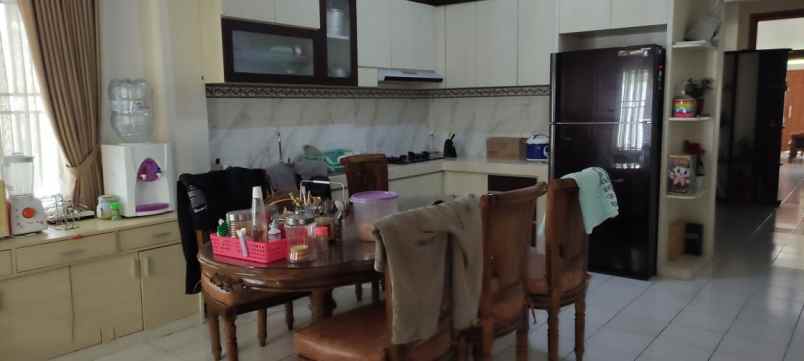 dijual rumah kolonel masturi