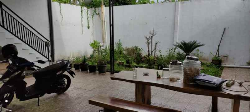 dijual rumah kolonel masturi