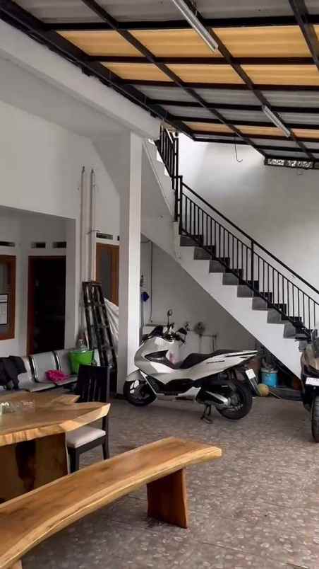 dijual rumah kolonel masturi