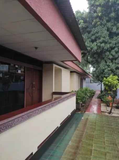 dijual rumah komplek billymoon pondok