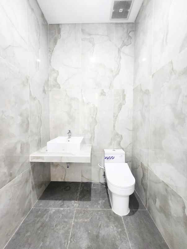 dijual rumah komplek bintaro jaya sektor 7