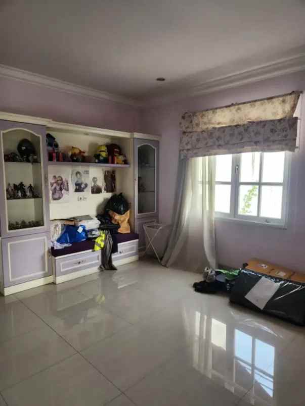 dijual rumah komplek cipinang cempedak