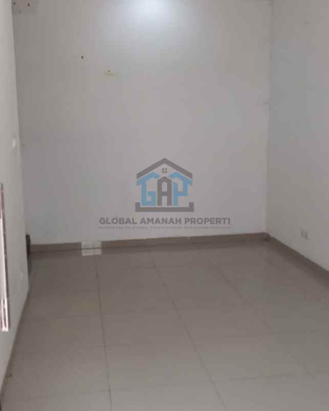 dijual rumah komplek citeureup 8 menit pemkot cimahi