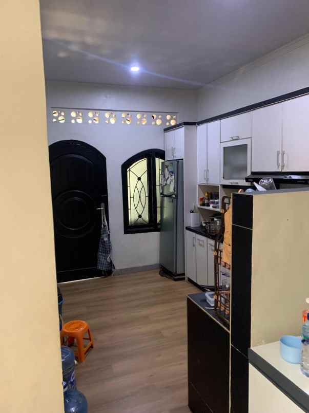 dijual rumah komplek pelni sukmajaya