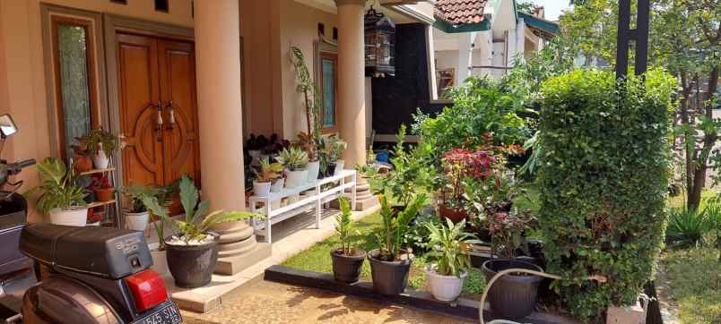 dijual rumah komplek pharmindo cimahi