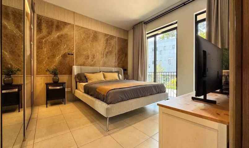 dijual rumah kota baru parahyangan