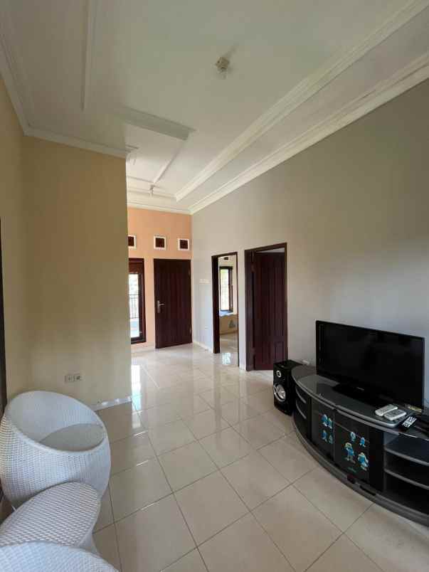 dijual rumah kota batu