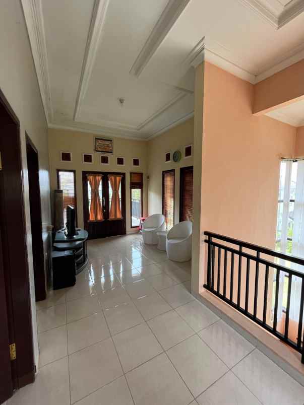 dijual rumah kota batu