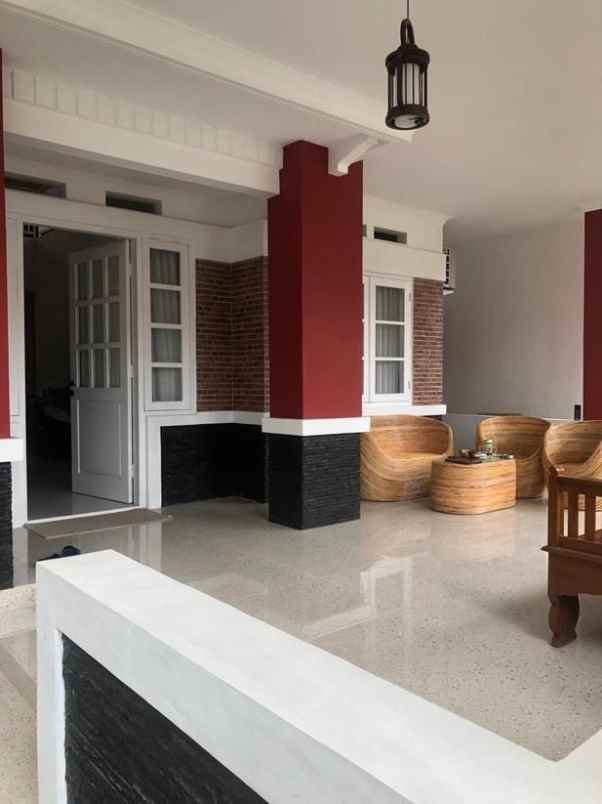 dijual rumah kotabaru parahyangan