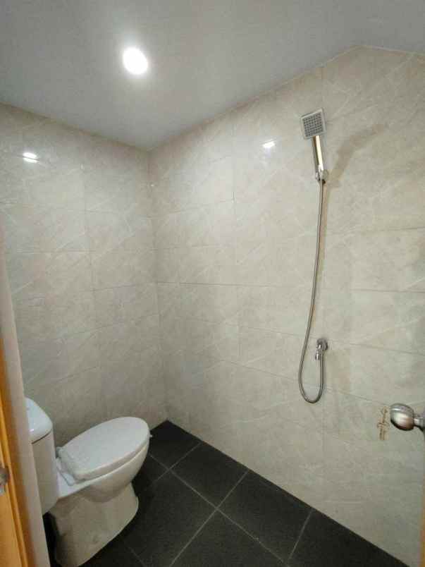 dijual rumah kranggan cibubut