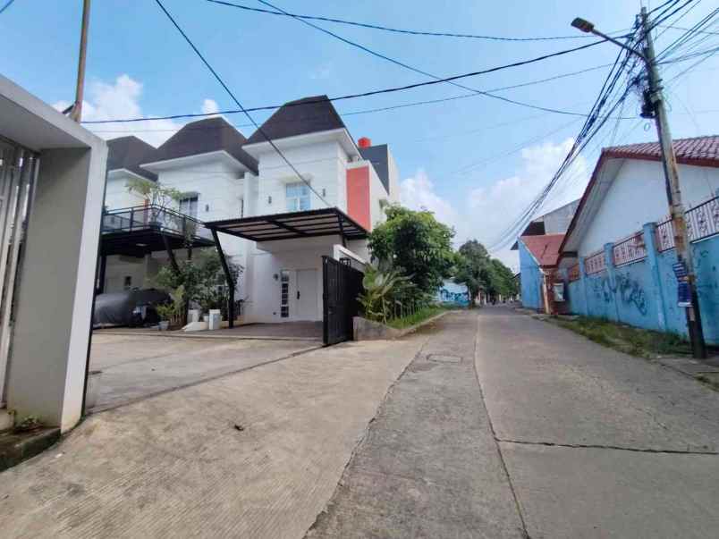dijual rumah kranggan cibubut