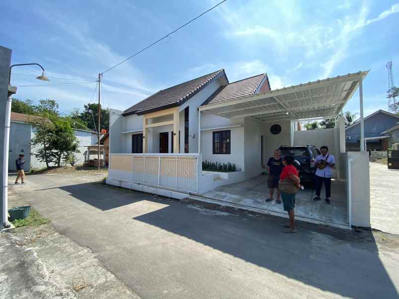 dijual rumah krapyak barepan nglawisan