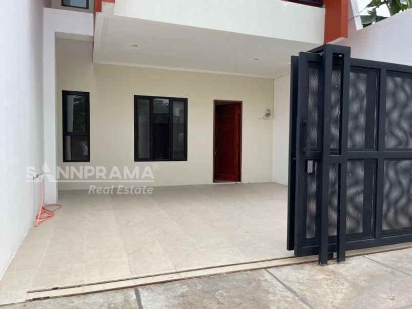 dijual rumah krukut