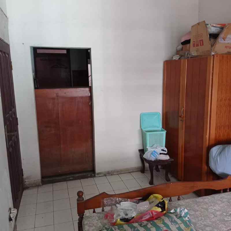 dijual rumah kutisari indah barat