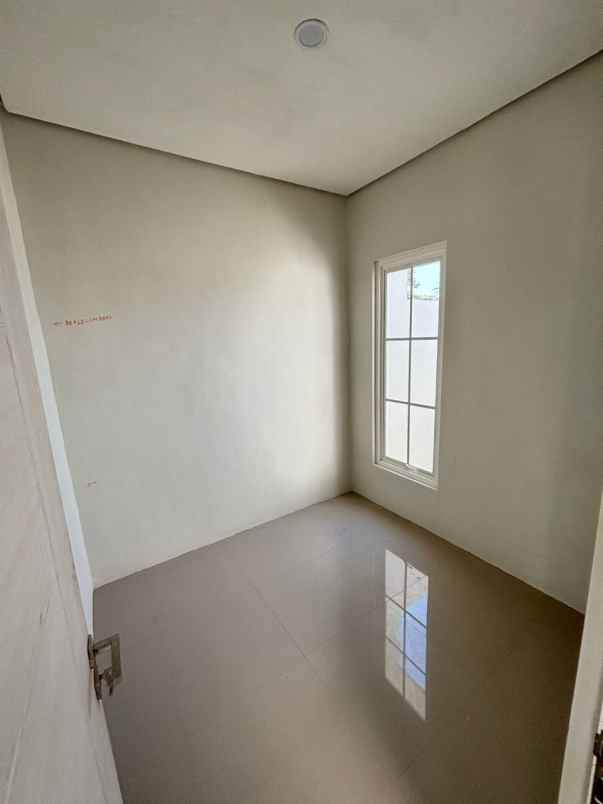 dijual rumah langlang singosari malang