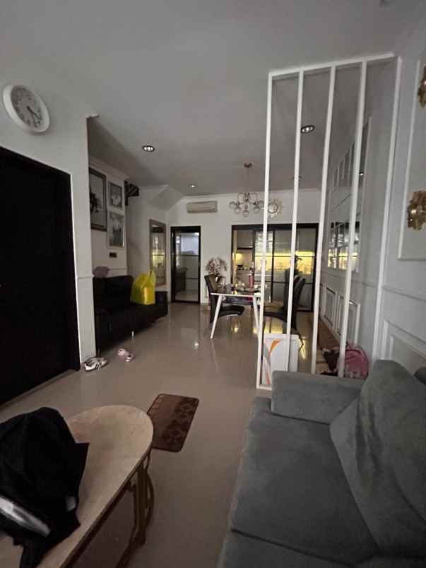 dijual rumah lantai 2 lokasi tukad irawadi panjer