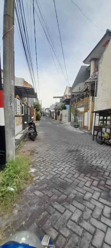 dijual rumah lebak indah