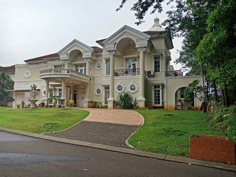 dijual rumah legenda wisata jl