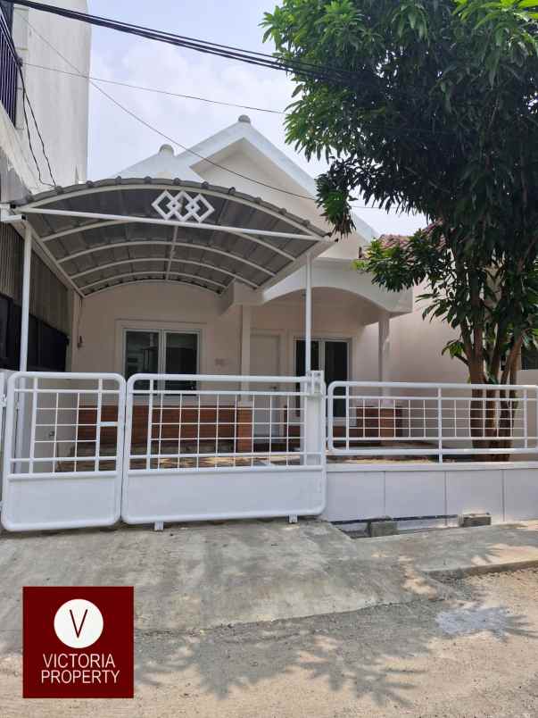 dijual rumah limus pratama regency