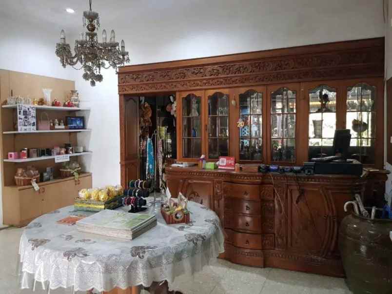 dijual rumah lodaya
