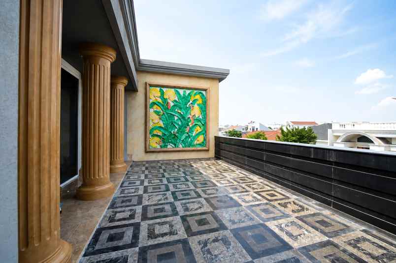 dijual rumah lotus palace pik1 pantai