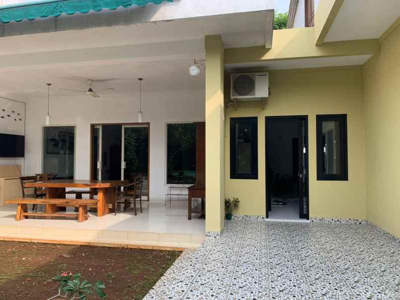 dijual rumah mampang