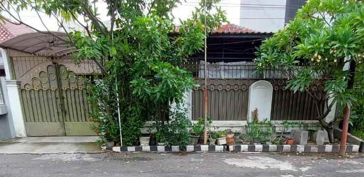 dijual rumah manyar kertoarjo