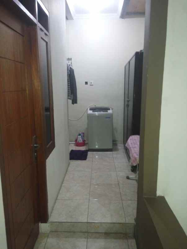 dijual rumah margahayu