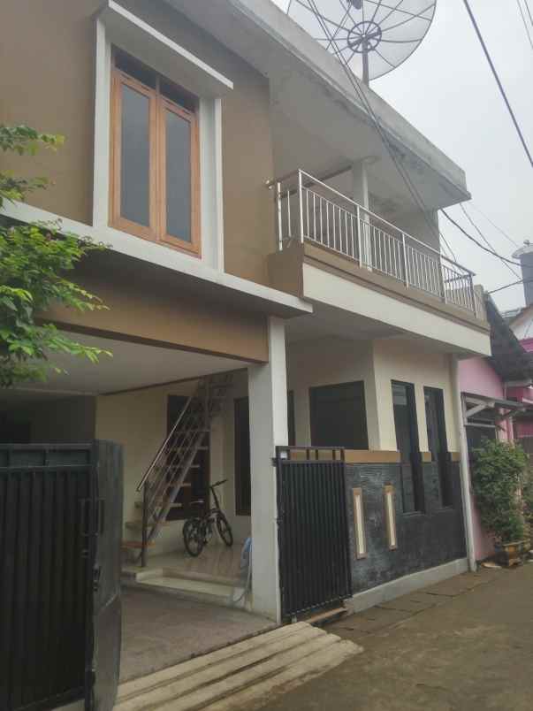 dijual rumah margahayu