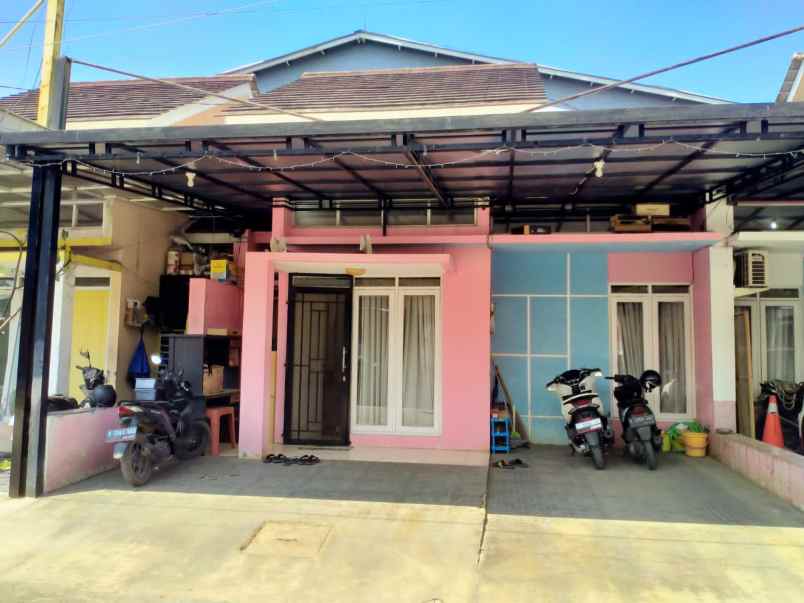 dijual rumah margaluyu indah