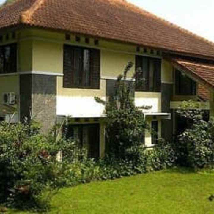 dijual rumah mewah di kawasan loji kota bogor