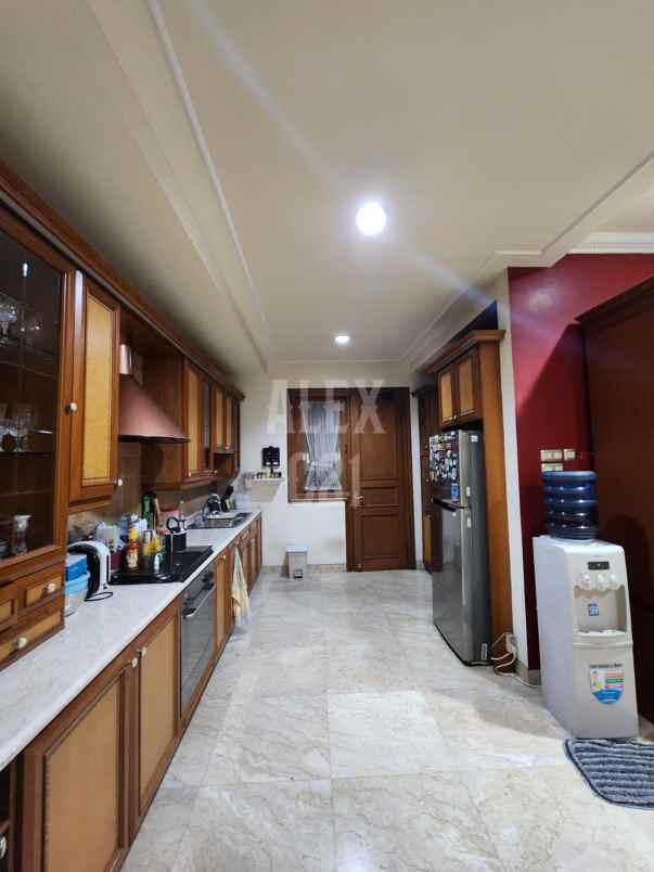 dijual rumah mewah di pondok indah jakarta selatan