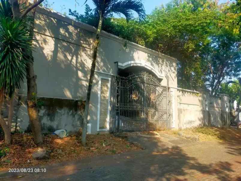 dijual rumah mewah hook di puri arga golf semarang