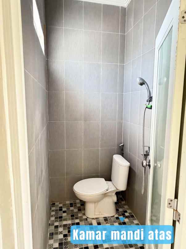 dijual rumah minimalis lantai 2 lokasi sidakarya