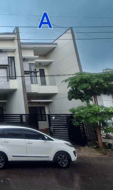 dijual rumah mulyosari