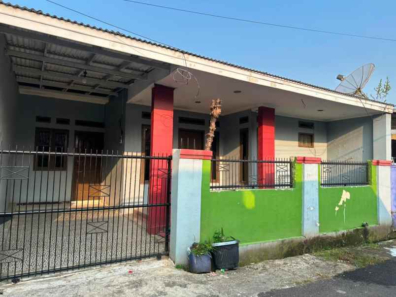 dijual rumah munjul jaya permai