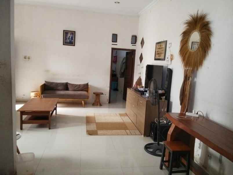 dijual rumah ngestiharjo