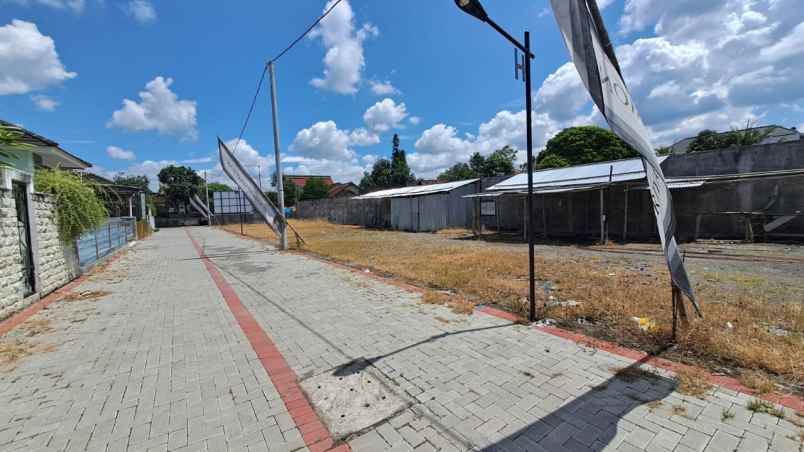 dijual rumah nogotirto gamping sleman