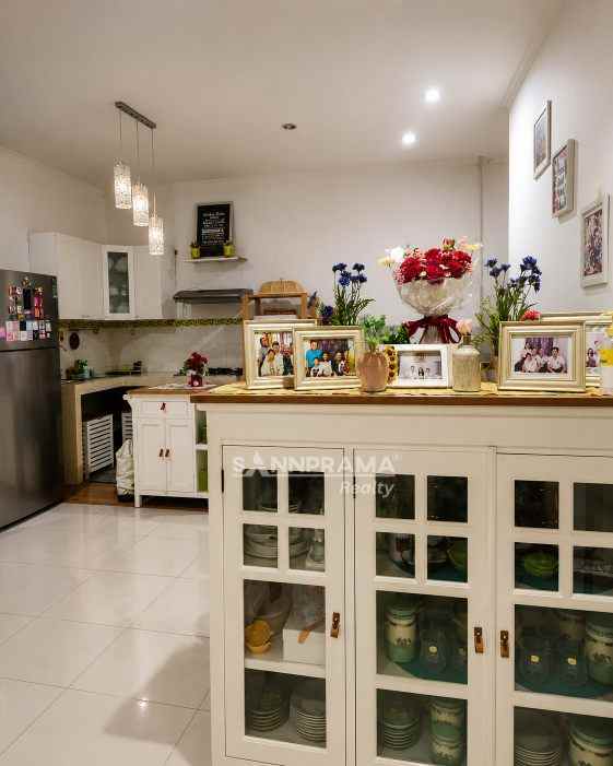 dijual rumah nyaman dan siap huni
