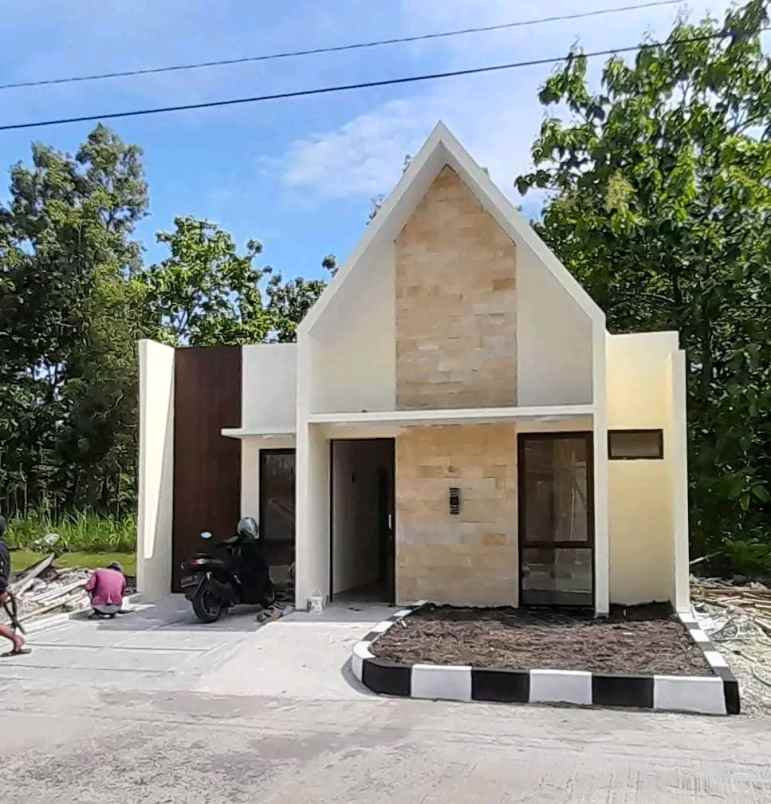 dijual rumah nyaman diwonogiri kota