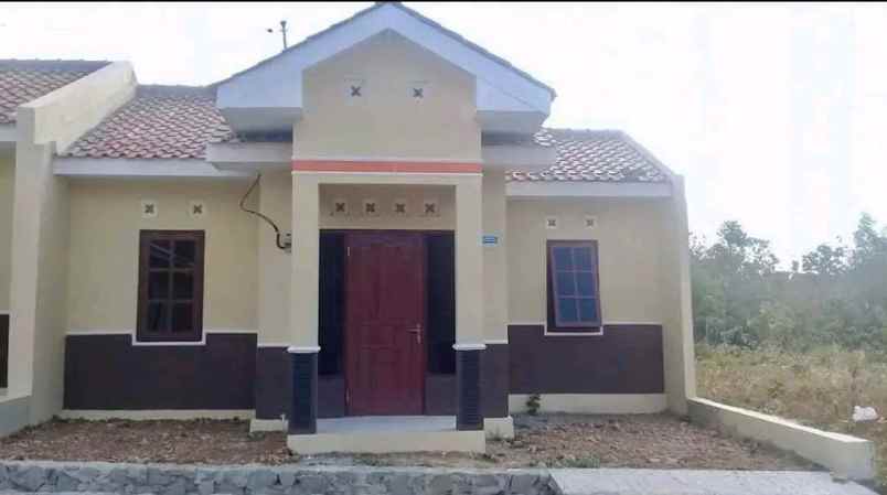 dijual rumah nyaman diwonogiri kota