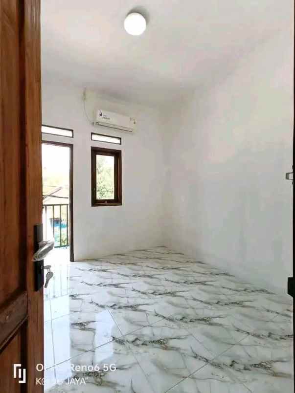 dijual rumah padurenan mustikajaya