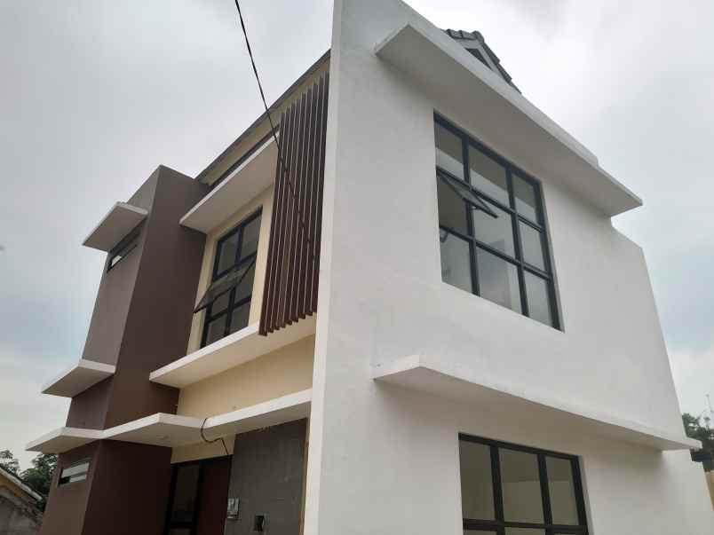 dijual rumah pamulang tangerang selatan