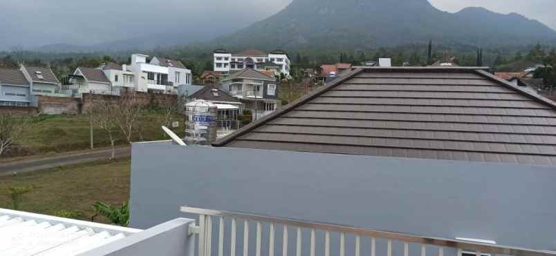 dijual rumah panderman hill