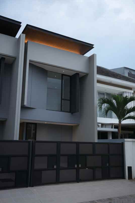 dijual rumah pandugo