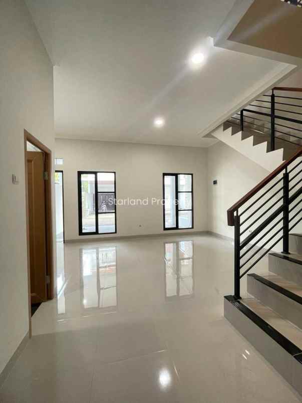 dijual rumah peninggilan