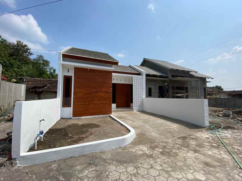 dijual rumah pereng prambanan klaten