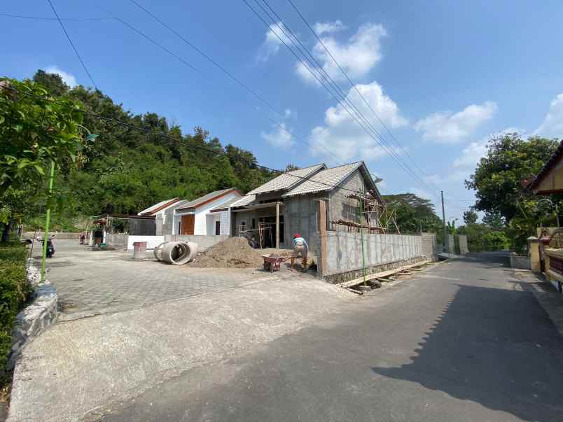 dijual rumah pereng prambanan klaten